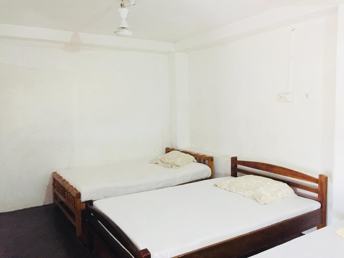 Mount View 11 Hotel แคนดี้ ภายนอก รูปภาพ